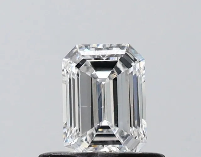 0.51ct Emerald Lab Grown Diamond (Colour D, Clarity VS1, IGI Certified)