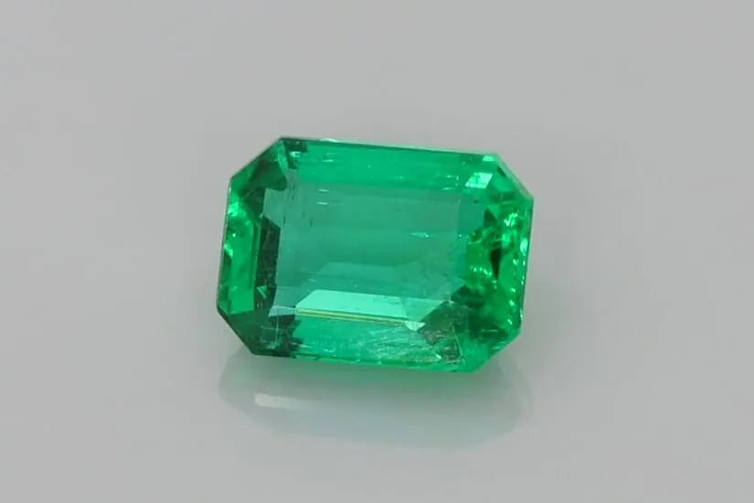 0.98ct Emerald Natural Emerald (Colour Green, Clarity Slightly Included, Cut Faceted)