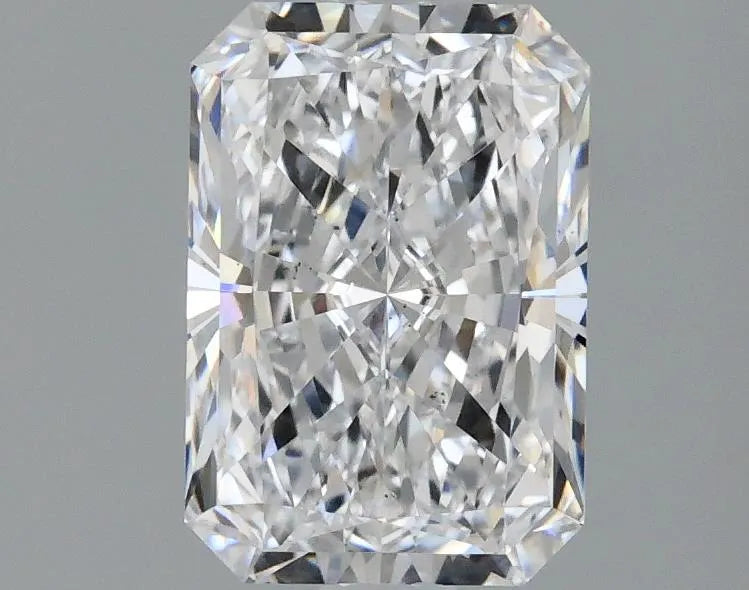1.55ct Radiant Lab Grown Diamond (Colour D, Clarity VS2, IGI Certified)