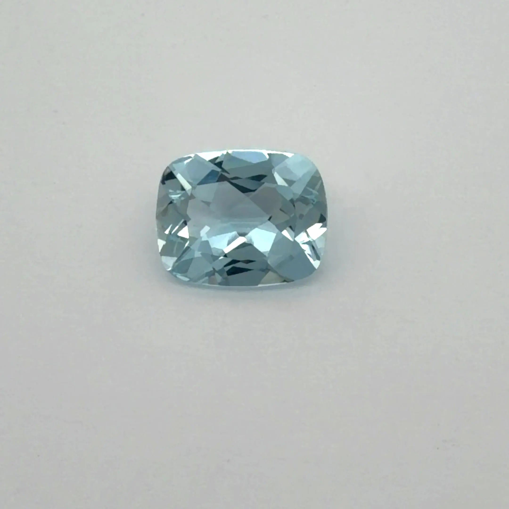 2.50ct Cushion Natural Aquamarine (Colour Blue, Clarity Eye Clean, Cut Faceted)