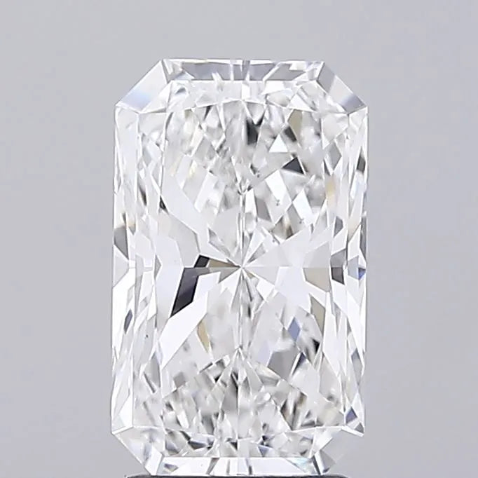 2.52ct Radiant Lab Grown Diamond (Colour E, Clarity VS1, IGI Certified)