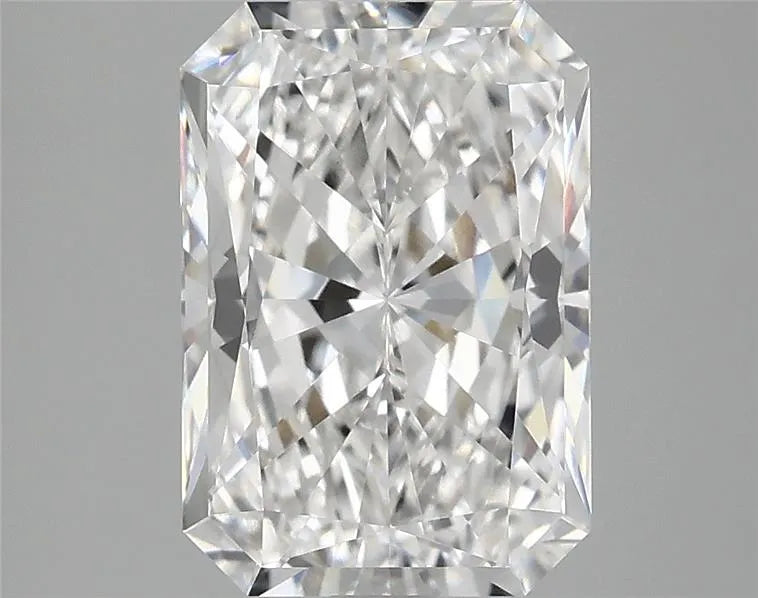 3.00ct Radiant Lab Grown Diamond (Colour E, Clarity VS1, IGI Certified)
