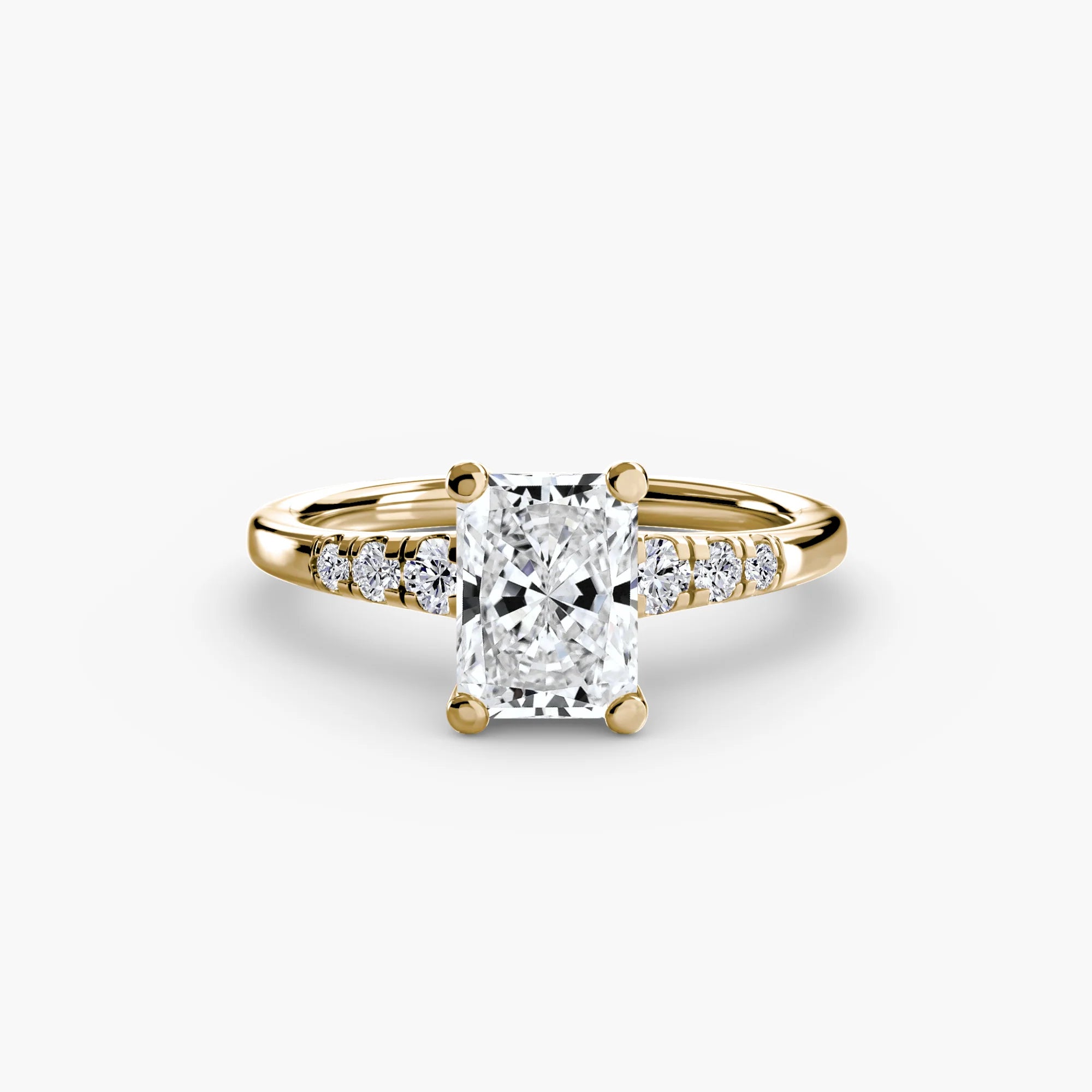 2.45 carat lab diamond ring in 9k yellow gold IGI certified DVS1